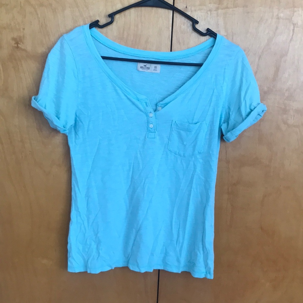 Hollister light button up tee